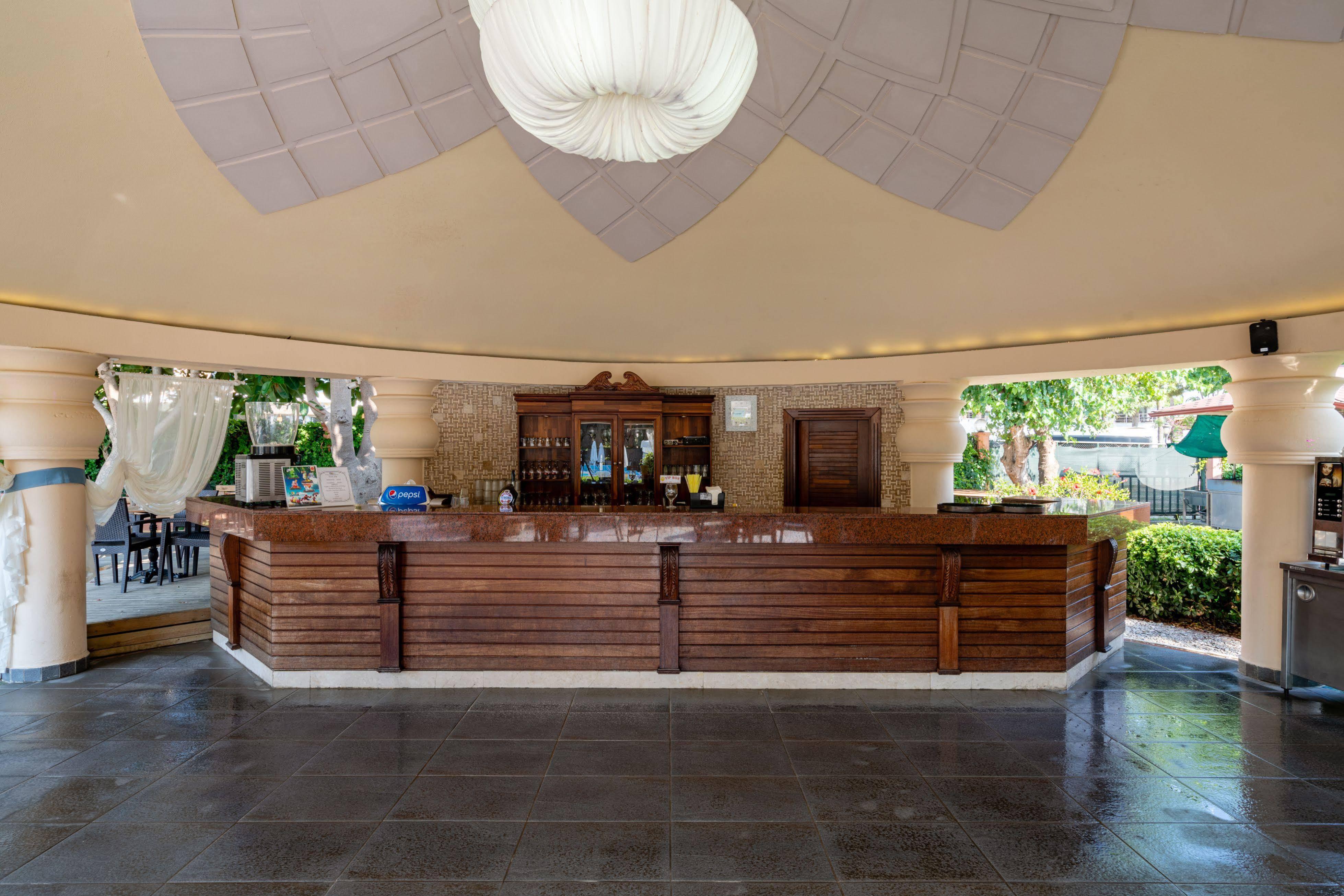 Palmeras Beach Hotel Payallar Exterior photo