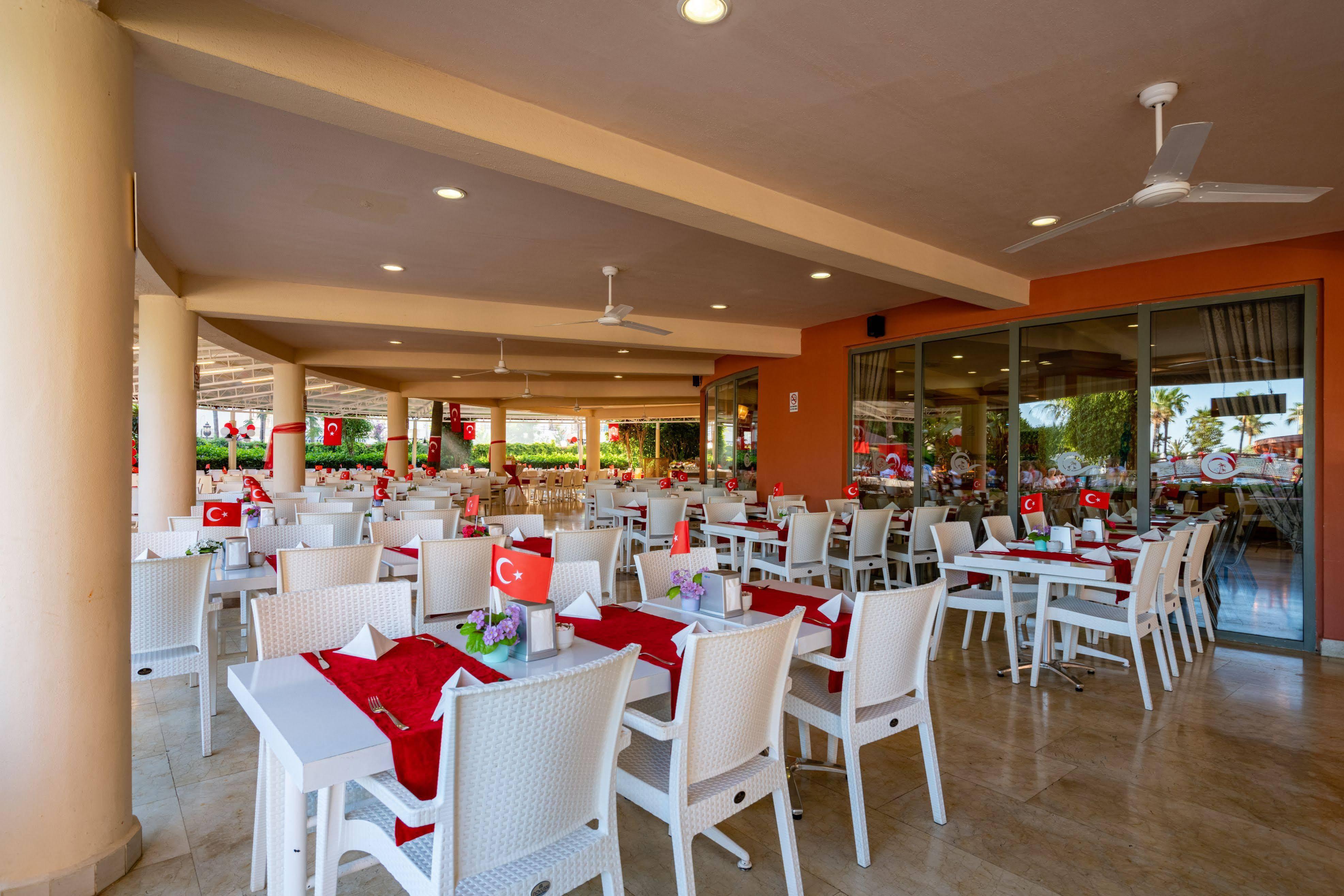 Palmeras Beach Hotel Payallar Exterior photo